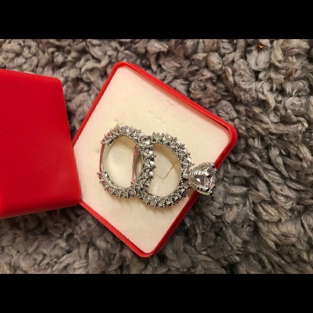 Simulated Diamond Wedding Engagement Ring Set - Picture 6 of 8